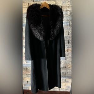 Bonwitt Teller Regency full length black cashmere coat with black Fox six 6